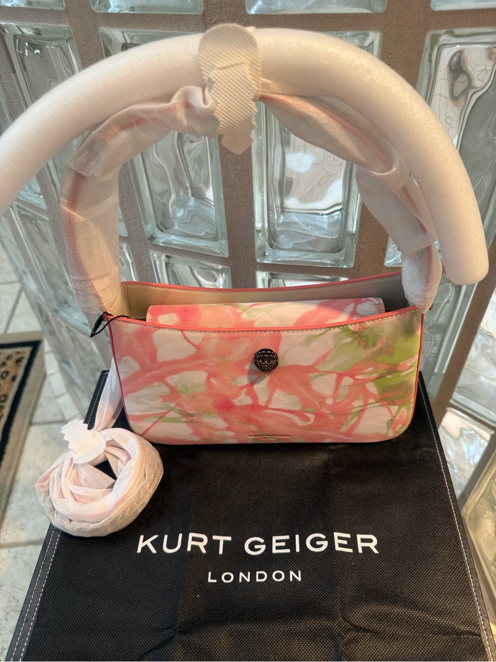 Kurt Geiger London "The Bond" All-Leather Tie-Dye Shoulder Bag. NWT. Full Set.